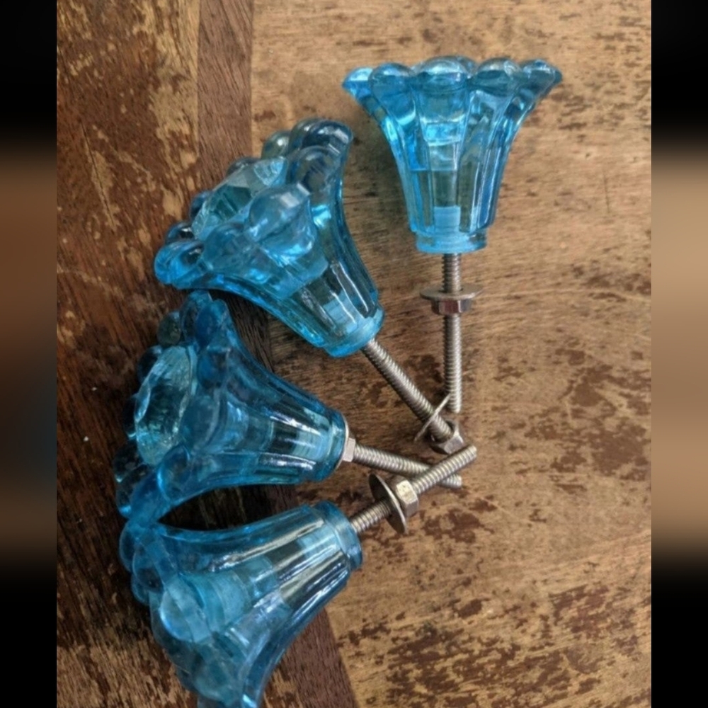 Blue Flower Antique Glass Knobs Set of 4 - Picture 4 of 4